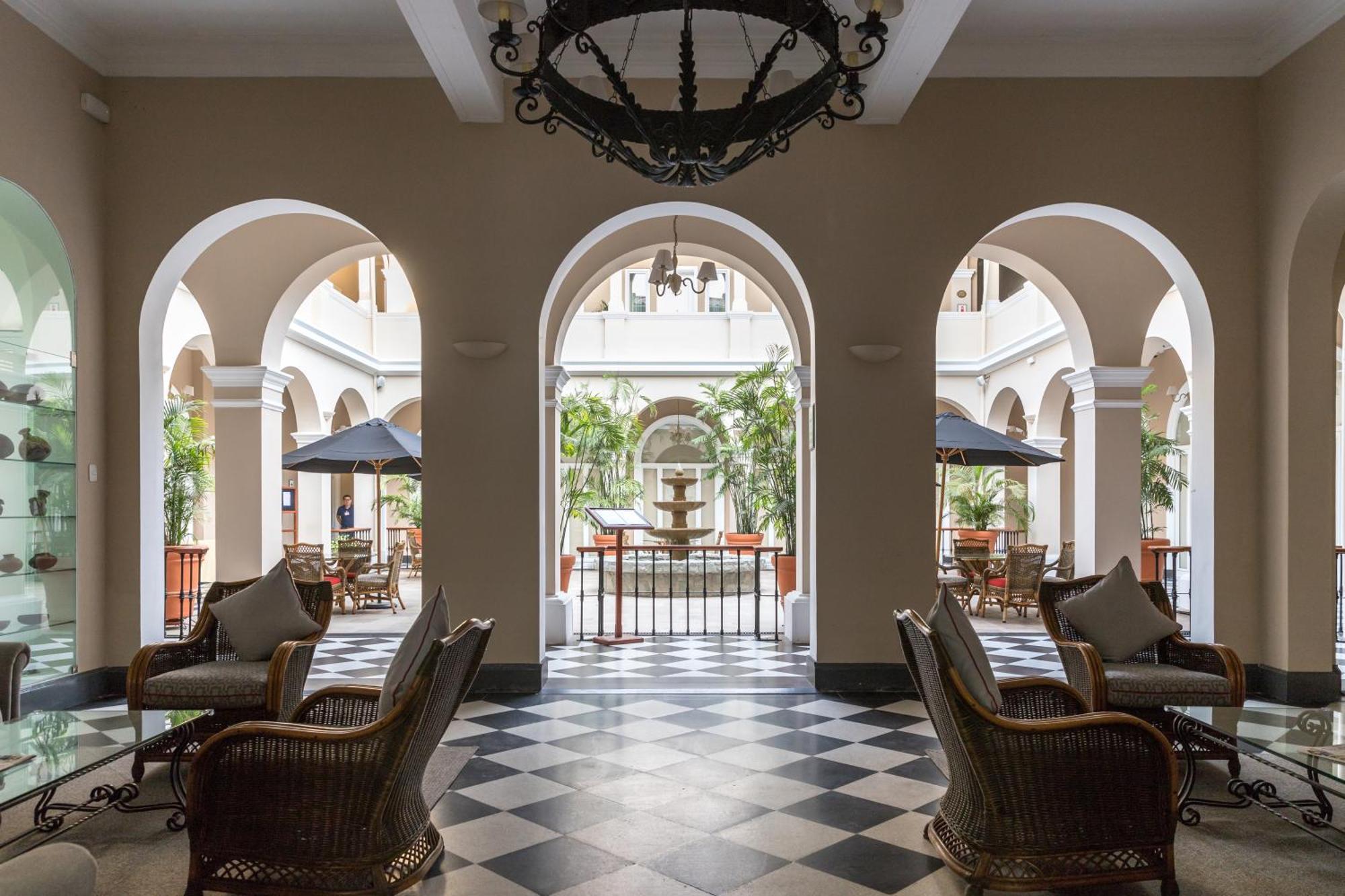 Lp Los Portales Hotel פיורה מראה חיצוני תמונה