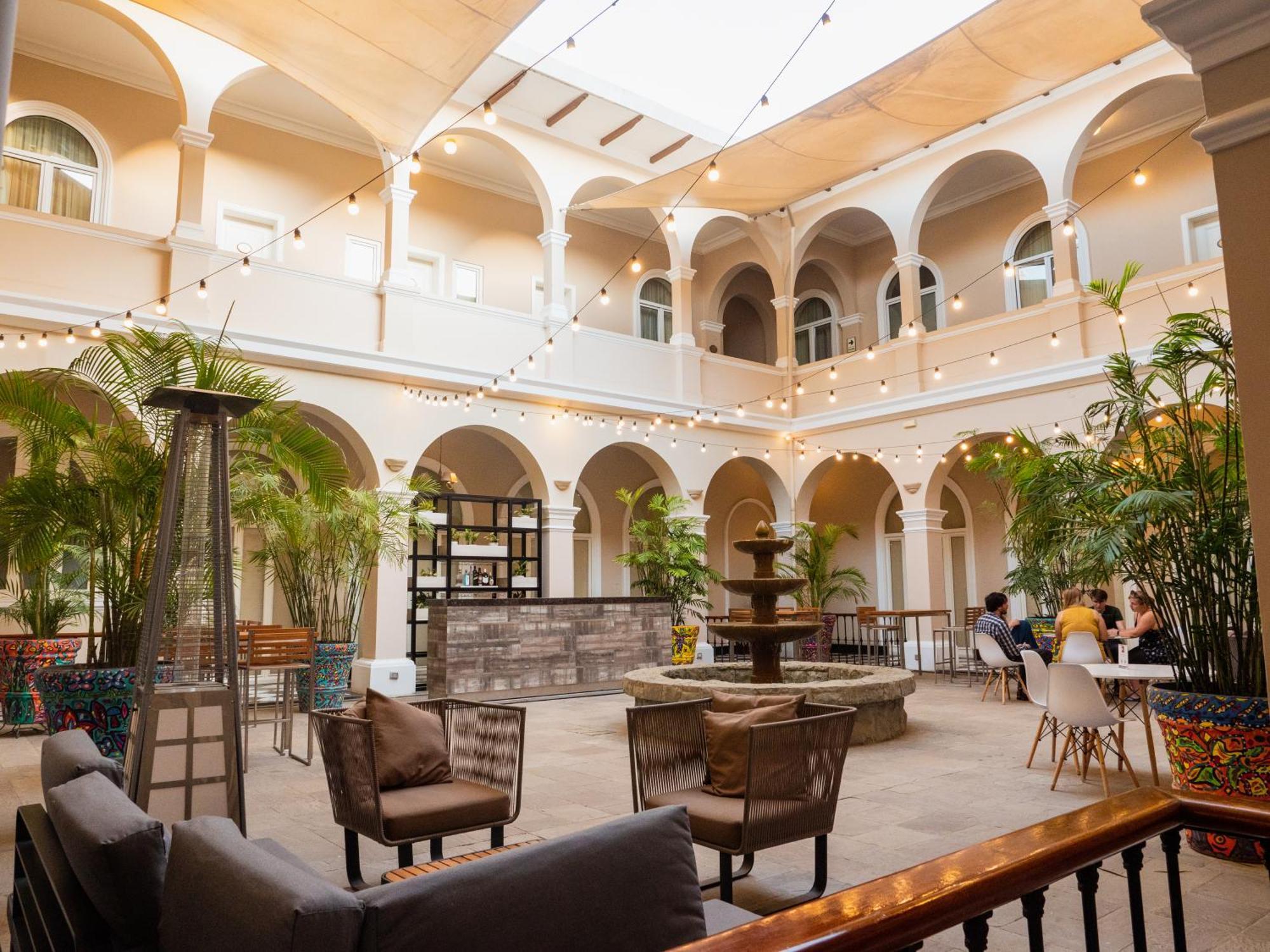 Lp Los Portales Hotel פיורה מראה חיצוני תמונה