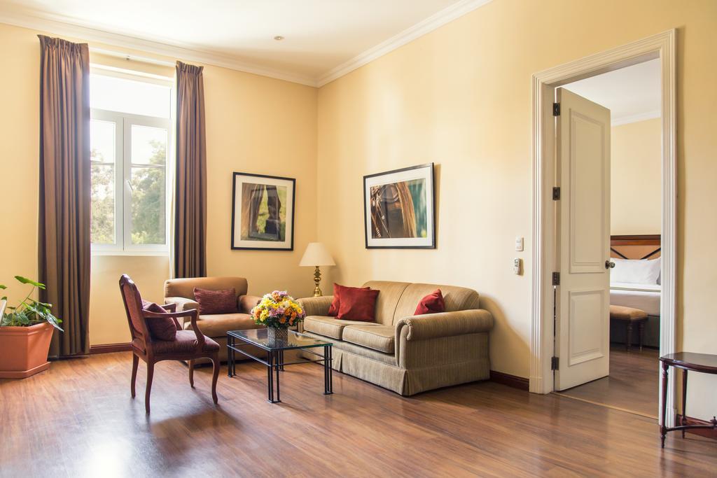 Lp Los Portales Hotel פיורה מראה חיצוני תמונה